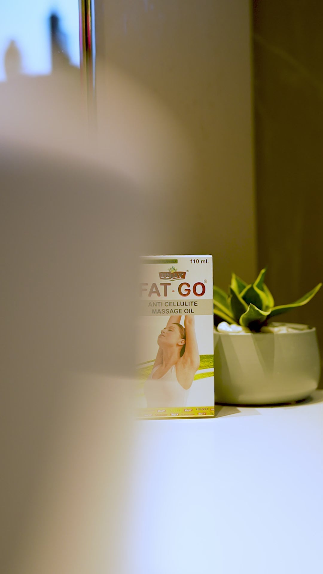 Jolly Fat-Go Anti-Cellulite Massage Oil - 100 ml (Copy) Image 2